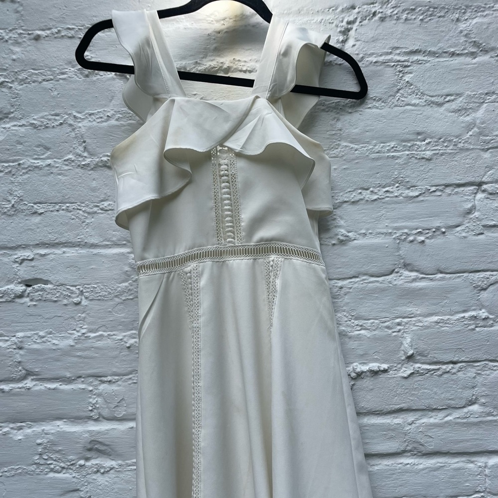 Detailed white aqua flowy dress